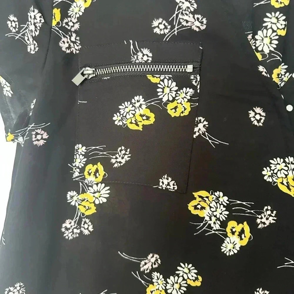 Maurice’s zipper pocket, mixed print, wrap front blouse.  Floral and polka dot. - Picture 3 of 12